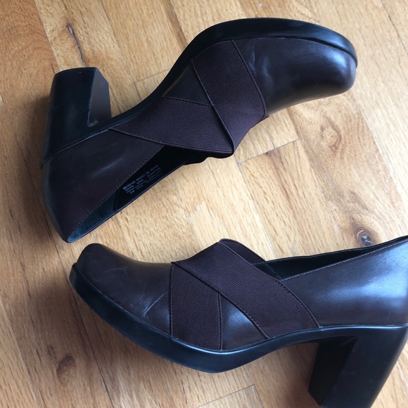 Dansko Brown Comfortable Heels - Picture 4 of 6
